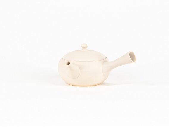 JAPANESE TEAPOT KYUSU TOKONAME - WHITE